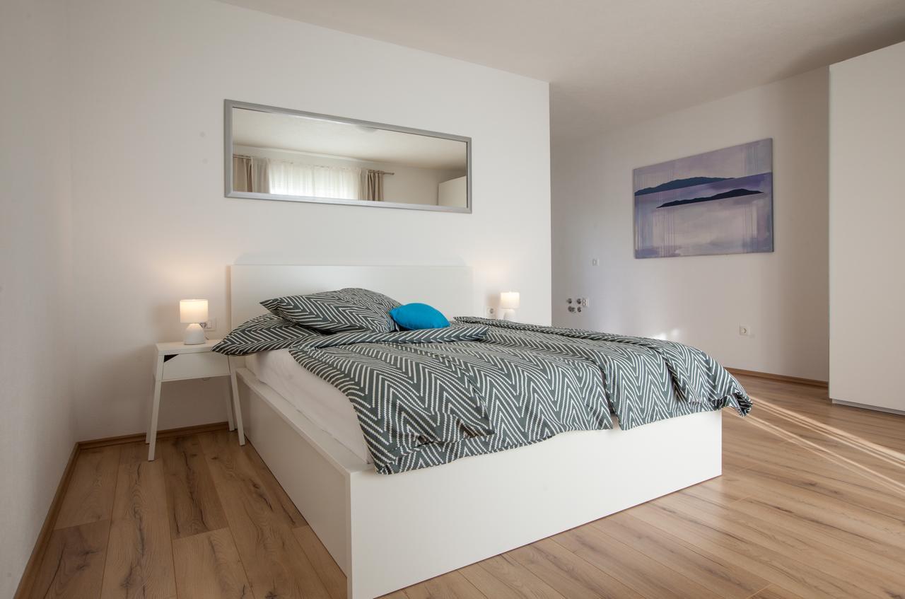 Apartment Penthouse Mak Makarska Exterior photo